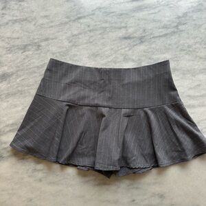 Target Wild Fable Women’s Gray Pinstripe Mini Skort Sz Medium